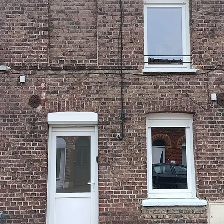 Charmante Maisonnette بيت للعطل